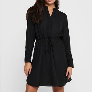 DYNAMITE BLACK DRESS WITH BELT